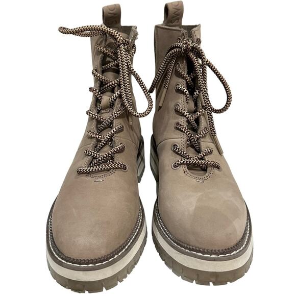 Toms Frankie boot above ankle lace up suede size 7 pull tan luge gum sole - Picture 2 of 10